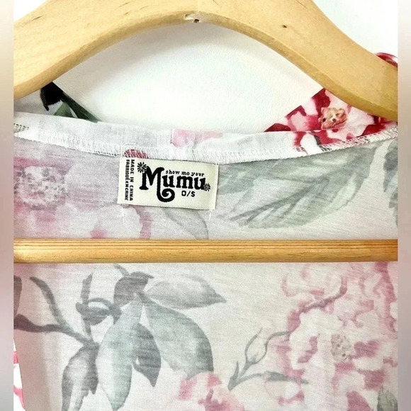 Show Me‎ Your MuMu Garden of Blooms White Floral Short Belted Brie Robe One Size - Picture 6 of 8